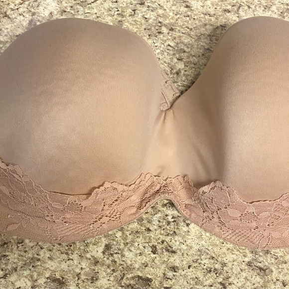 Gently worn Tan Victoria Secret half bra size 38DDD - Picture 1 of 5